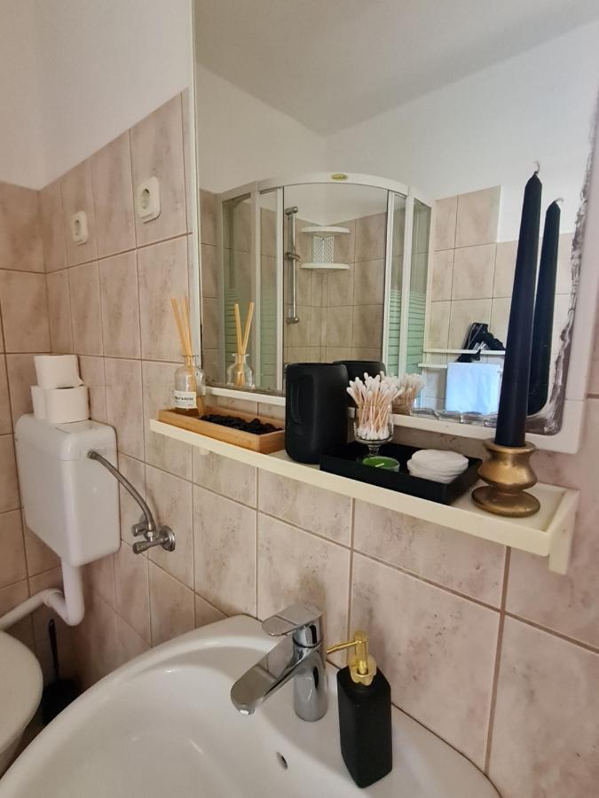 Mellon Apartments Zaton  Екстериор снимка
